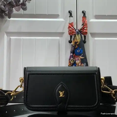 Fashionreps Bags 2101SH0039 LV 0606